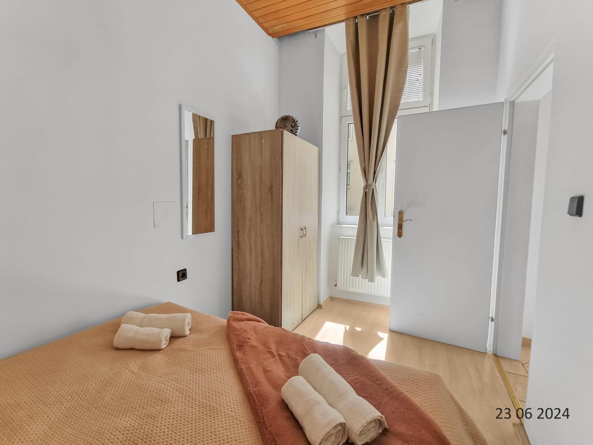 Four-Bedroom, Four King-Size Comfort Вена Экстерьер фото