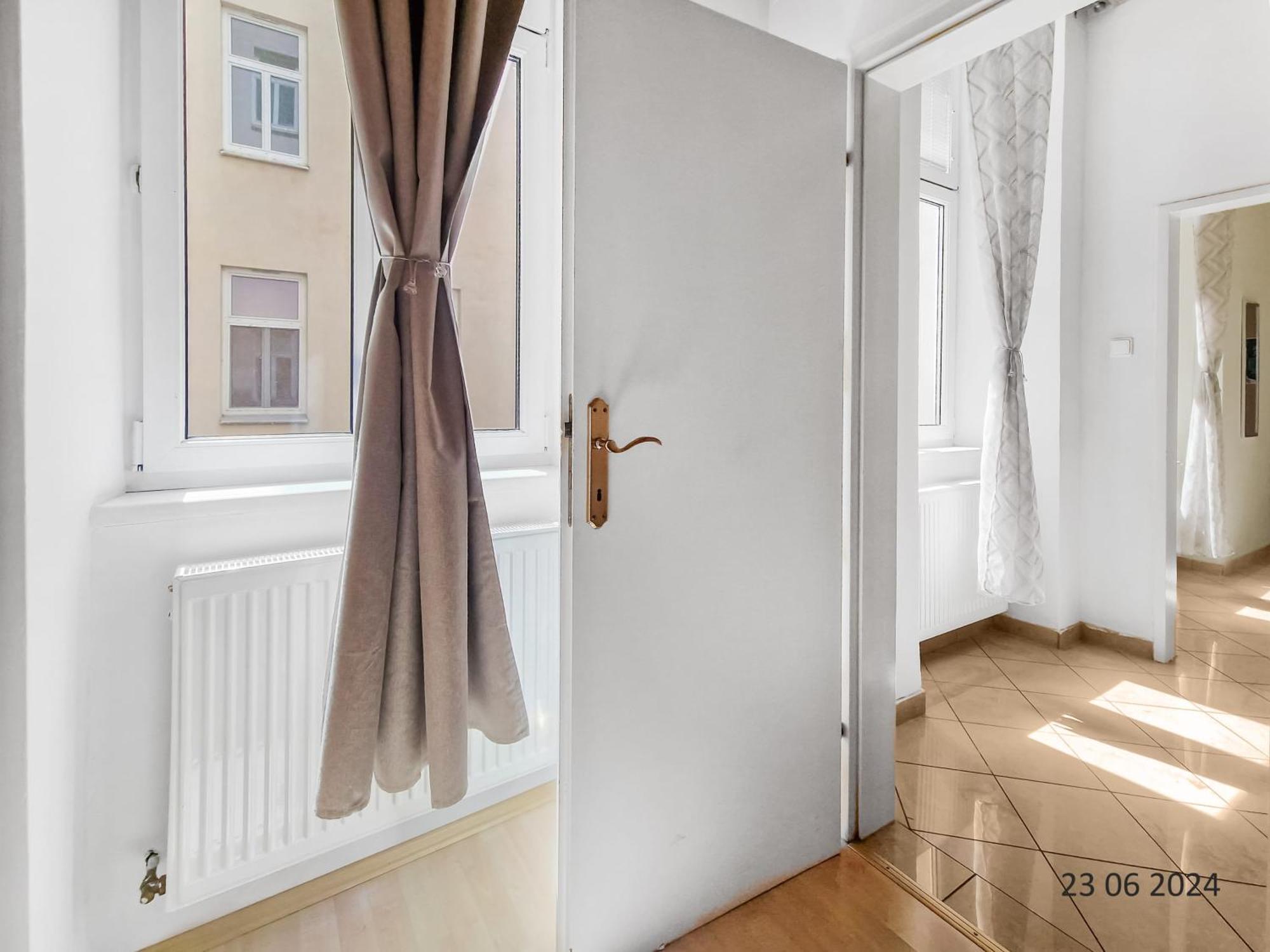Four-Bedroom, Four King-Size Comfort Вена Экстерьер фото