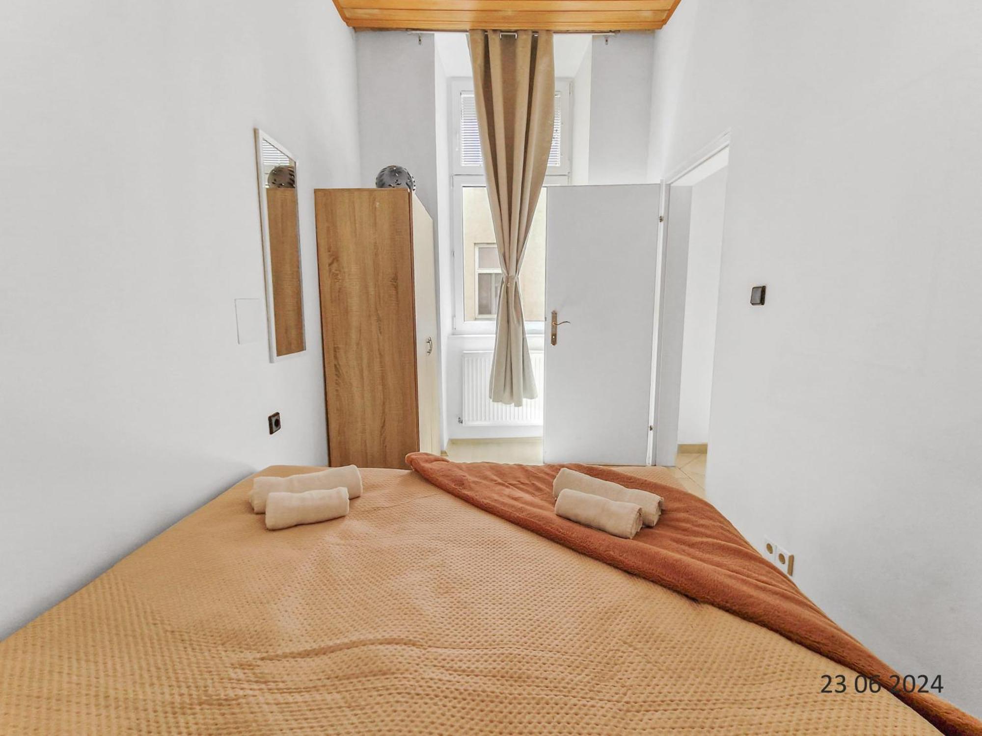Four-Bedroom, Four King-Size Comfort Вена Экстерьер фото