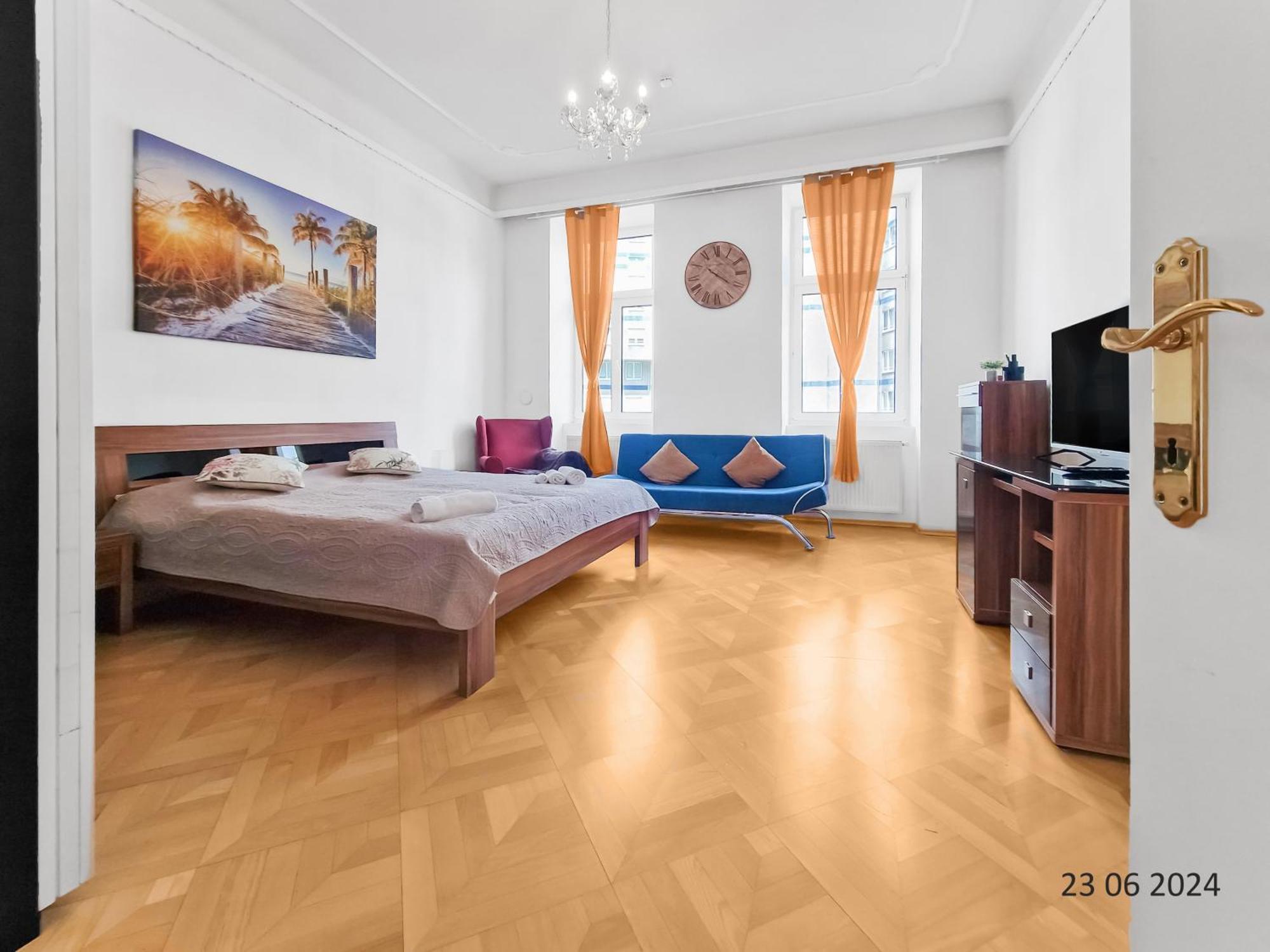 Four-Bedroom, Four King-Size Comfort Вена Экстерьер фото