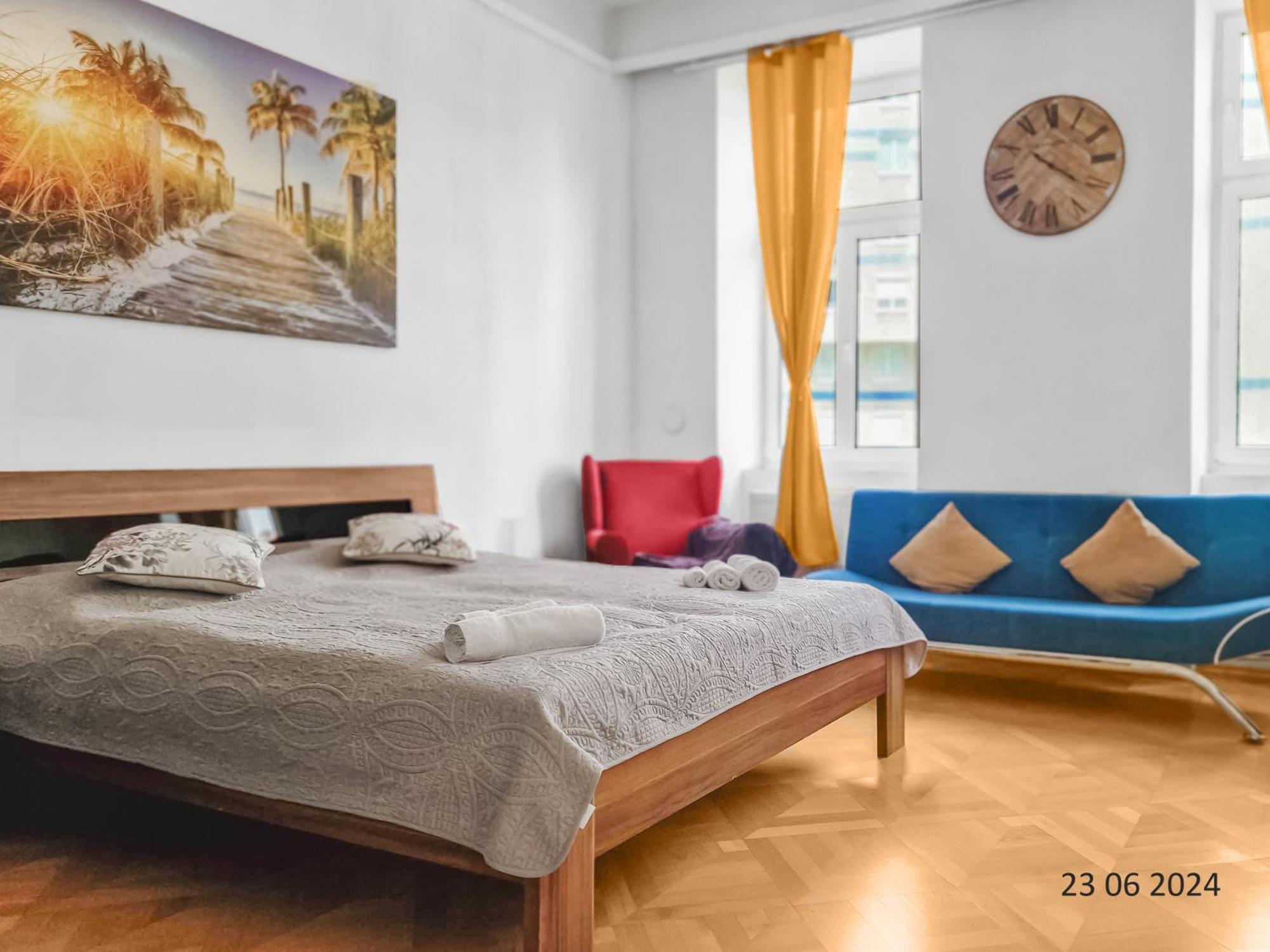 Four-Bedroom, Four King-Size Comfort Вена Экстерьер фото